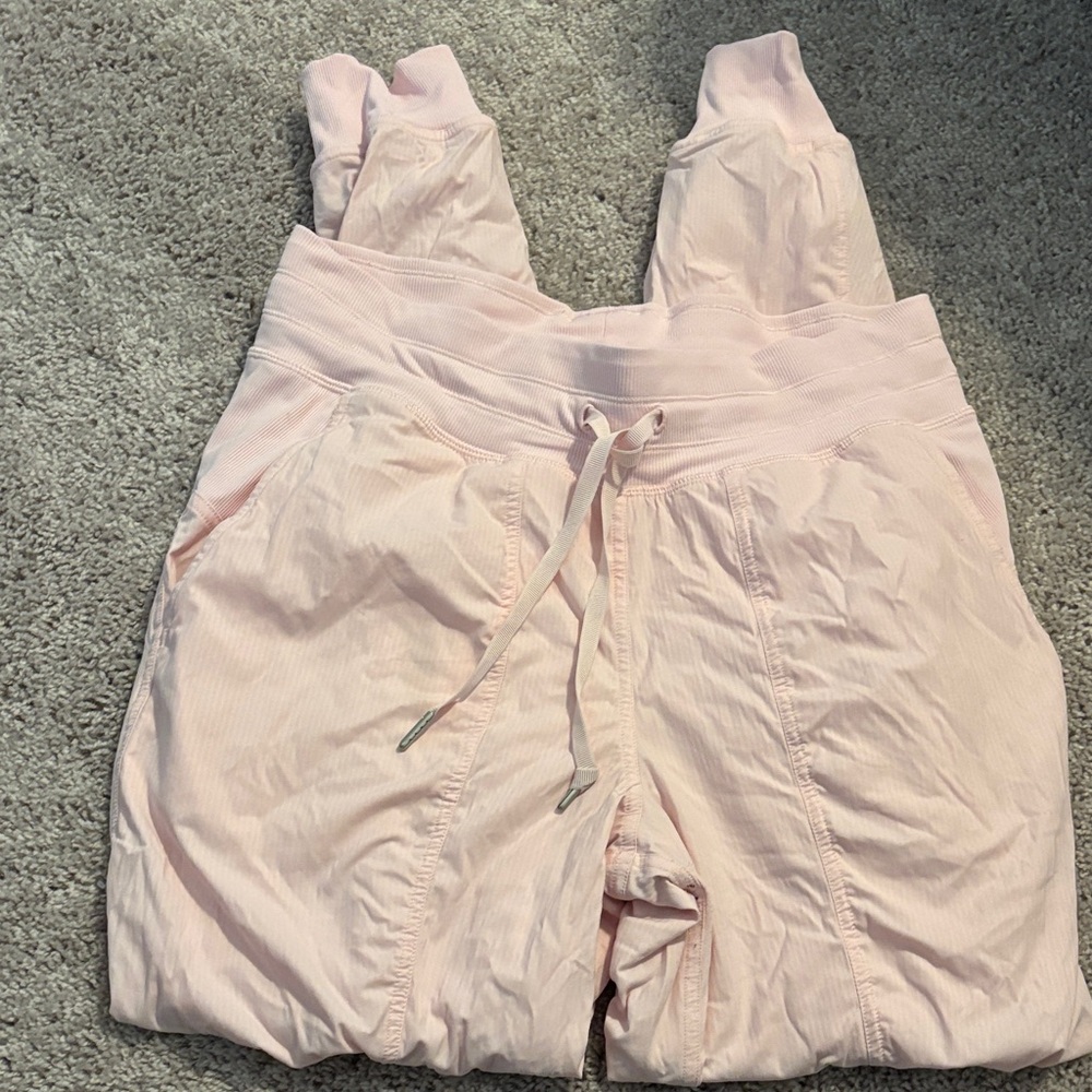 LULULEMON STRAWBERRY MILKSHAKE DANCE STUDIO PANTS